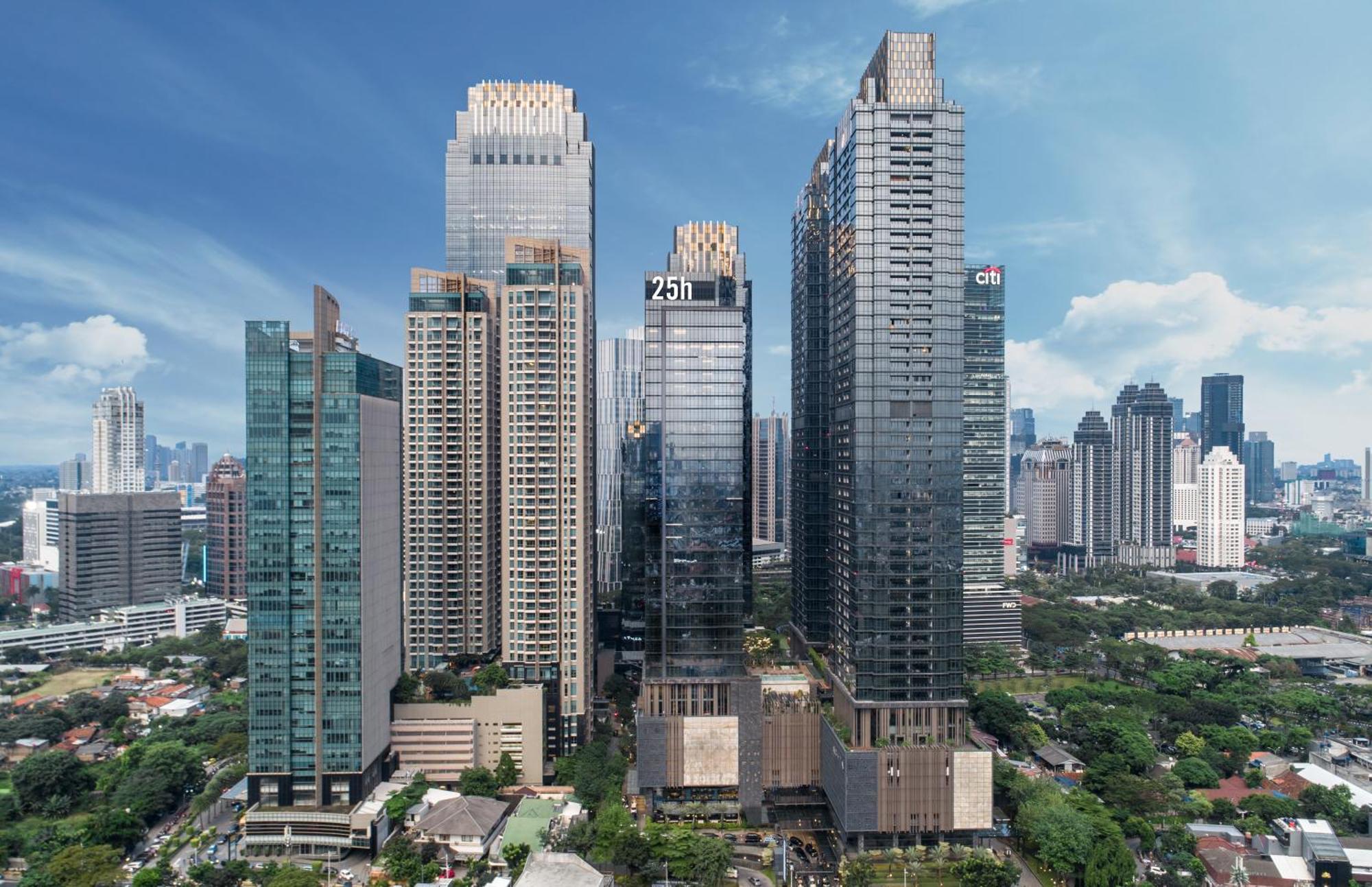 25Hours Hotel Jakarta The Oddbird Exteriör bild